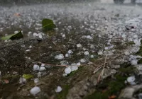 Bahia tem alerta de granizo, tempestade, ventos fortes e baixa umidade