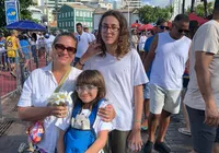 De pais para filhos: famílias mantém viva a tradição de Iemanjá em Salvador imagem