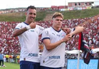 Dell marca, Bahia bate Vitória e quebra tabu histórico no Barradão