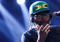 Bolsonarista usa Edson Gomes para atacar Bolsa Família