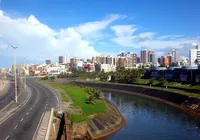 Obras no Rio Camarajipe: sete bairros de Salvador terão áreas desapropriadas