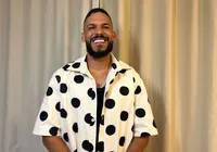 Ex-Estrela da Casa, Breno Casagrande celebra nova fase no Carnaval imagem