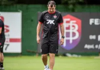 Técnico que comandou Vitória em vexame vai assumir time da Arábia Saudita imagem