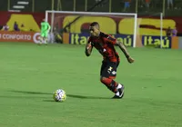 Ídolo na Toca! Marinho aceita proposta e volta ao Vitória após 10 anos imagem