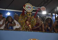 Bruno Reis e Jerônimo Rodrigues entregam chave da cidade ao Rei Momo imagem