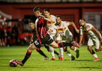 Kayzer elogia atuação em goleada e projeta Ba-Vi: "Tentar a vitória" imagem
