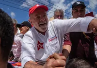 Candidato mais votado da história da democracia, Lula ostenta recorde inalcançável imagem