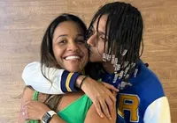 Mãe de Oruam cai no choro e revela que cantor está doente