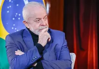 Lula recebe cobrança inusitada após raio em ato de Nikolas imagem