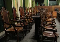 Câmara de Salvador recua e cancela sessão que votaria projeto de vereadores