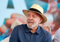 Praia isolada e descanso interrompido: como foi o último Carnaval de Lula em Salvador