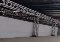Retirada de feirantes para abrigar camarote gera tensão em Correntina imagem