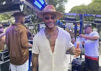 Tony Salles rebate internautas após vídeo com a filha: “Ousados”