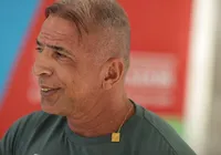 Vídeo: coronel Sturaro surpreende e vira folião na pipoca de Bell Marques imagem