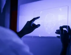 Pesquisador encontra banco de dados com 149 milhões de senhas expostas - Imagem