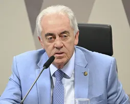 Otto Alencar desmente candidatura ao governo: "Invenção" - Imagem