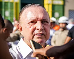 Adolfo Menezes aposta em reeleição de Jerônimo com chapa puro-sangue - Imagem