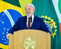 AtlasIntel: Lula tem a melhor imagem entre os pré-candidatos à presidência - Imagem