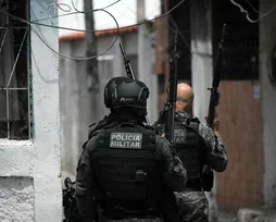 Candidata ao Planalto promete fim da Polícia Militar - Imagem