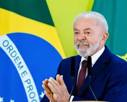 Ex-ator da Globo surpreende ao sugerir vice para Lula - Imagem