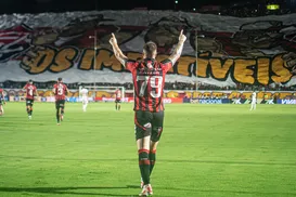 Atacante Renato Kayzer faz balanço de 2025 e projeta evolução em 2026 - Imagem