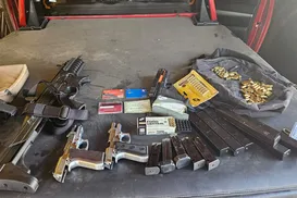 Atestados falsos: PF mira fraude no INSS com prejuízo de R$ 2 milhões - Imagem