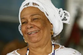 Autoridades e classe artística lamentam morte de Mãe Carmem - Imagem