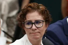 Carla Zambelli renuncia ao mandato de deputada federal - Imagem