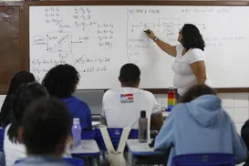 Reajuste dos professores da Bahia pode ser aprovado nesta terça-feira - Imagem