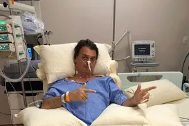 Médicos apontam ansiedade e crises de soluço em Bolsonaro - Imagem