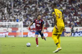Lateral do Bahia é alvo de dois clubes gigantes da América do Sul - Imagem