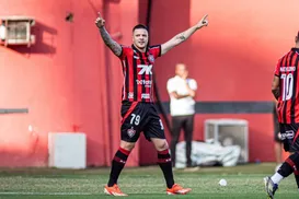 Conexão de Kayzer com Vitória vai além do futebol: "Energia diferente" - Imagem