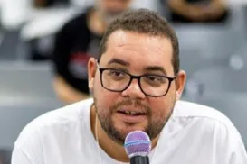 Diácono baiano leva literatura regional a Paris - Imagem