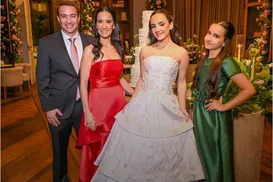 Elegância marca o debut de Giovanna Andrade Dracoulakis - Imagem