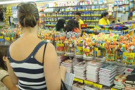 Volta às aulas mais cara: preço de material escolar sobe quase 280% - Imagem