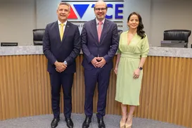 TCE dá posse a Gildásio Penedo Filho e nova Mesa Diretora - Imagem