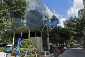 Incêndio atinge hospital famoso e pacientes são retirados às pressas - Imagem