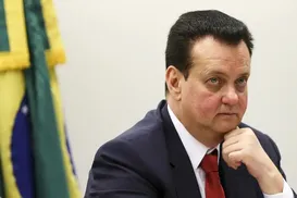 Kassab tenta emplacar Romeu Zema na vice de Flávio Bolsonaro em 2026 - Imagem