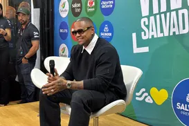 Leo Santana defende pagodão como MPB: "Eu sou um som de rua" - Imagem