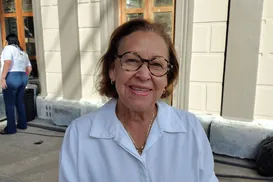 Lídice diz que Eduardo Bolsonaro "traiu o país" e que cassação demorou - Imagem