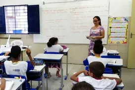 Maioria dos professores do ensino básico não pagará IR na Bahia em 2026 - Imagem