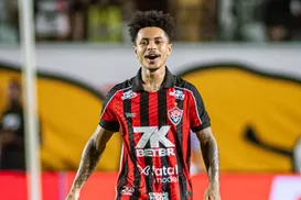 Xodó? Matheuzinho, do Vitória, revela novo filho: "Mais um príncipe" - Imagem