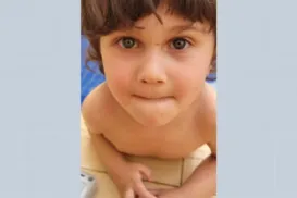 Menino de 4 anos que caiu de prédio quebrou as duas pernas - Imagem