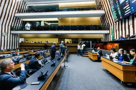 Na Alba, antes quem obstruía era a esquerda, mas agora é a direita - Imagem