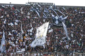 Primeiro rival do Vitória no Brasileirão avança por lateral do Grêmio - Imagem