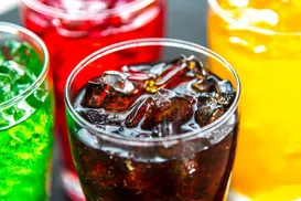 Imposto Seletivo: refrigerantes e sucos devem ficar mais caros em 2026 - Imagem