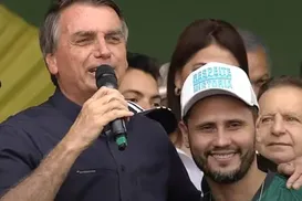 Senador choca clã bolsonarista e elogia discurso de Lula - Imagem
