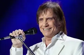 Show de Roberto Carlos em Salvador vende ingressos a mais de R$ 1 mil - Imagem