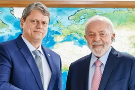 Tarcísio se rende a Lula e adere a programa após dívida de R$ 300 bi - Imagem