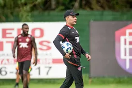 Vai renovar? Jair Ventura abre o jogo sobre futuro no Vitória - Imagem